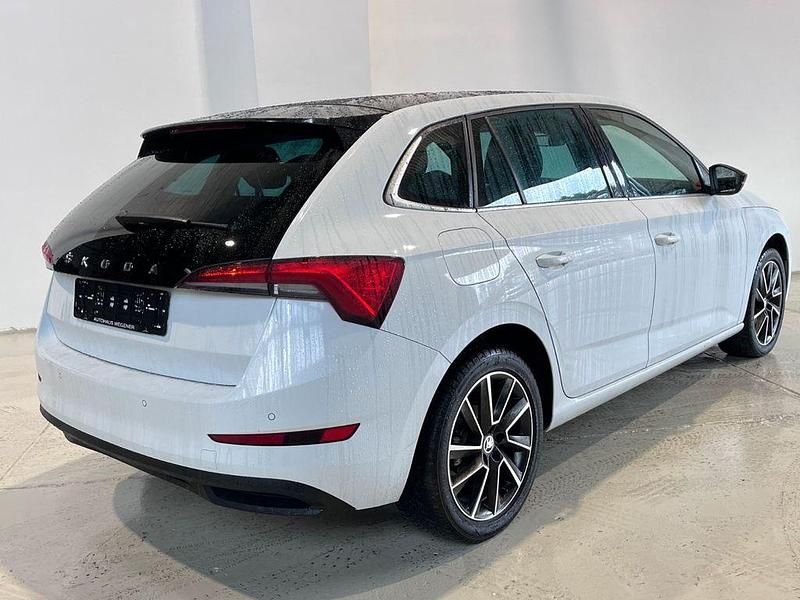 Gebraucht Skoda Scala Style 150 PS (110 kW) 2019 Weiß Kleinwagen