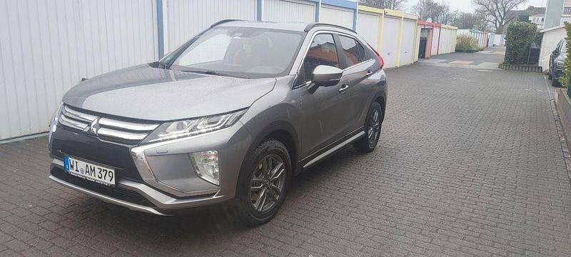 Gebraucht Mitsubishi Eclipse Cross 163 PS (119 kW) 2019 Grau SUV