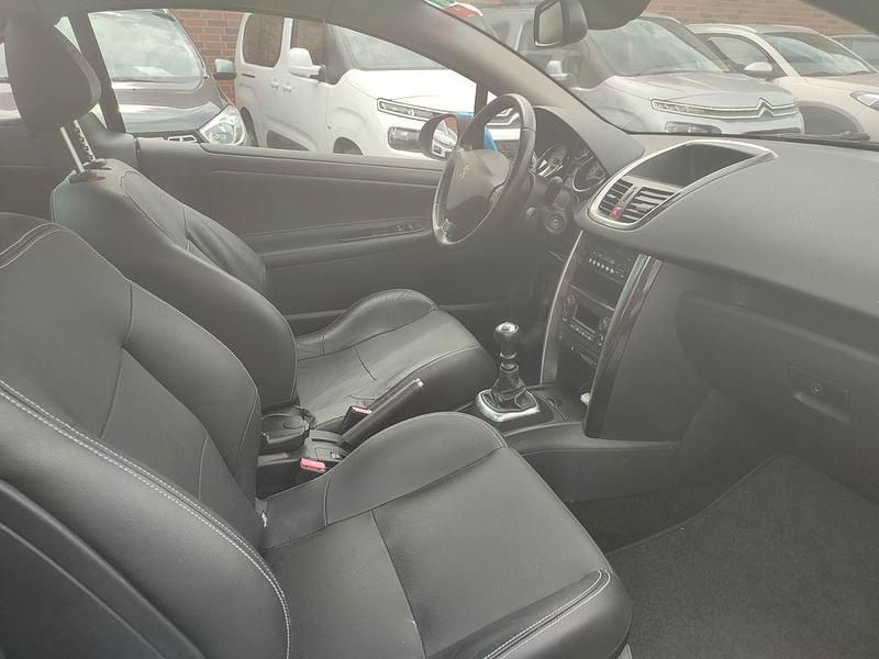 Gebraucht Peugeot 207 CC Platinum 111 PS (81 kW) 2011 Blau Cabrio