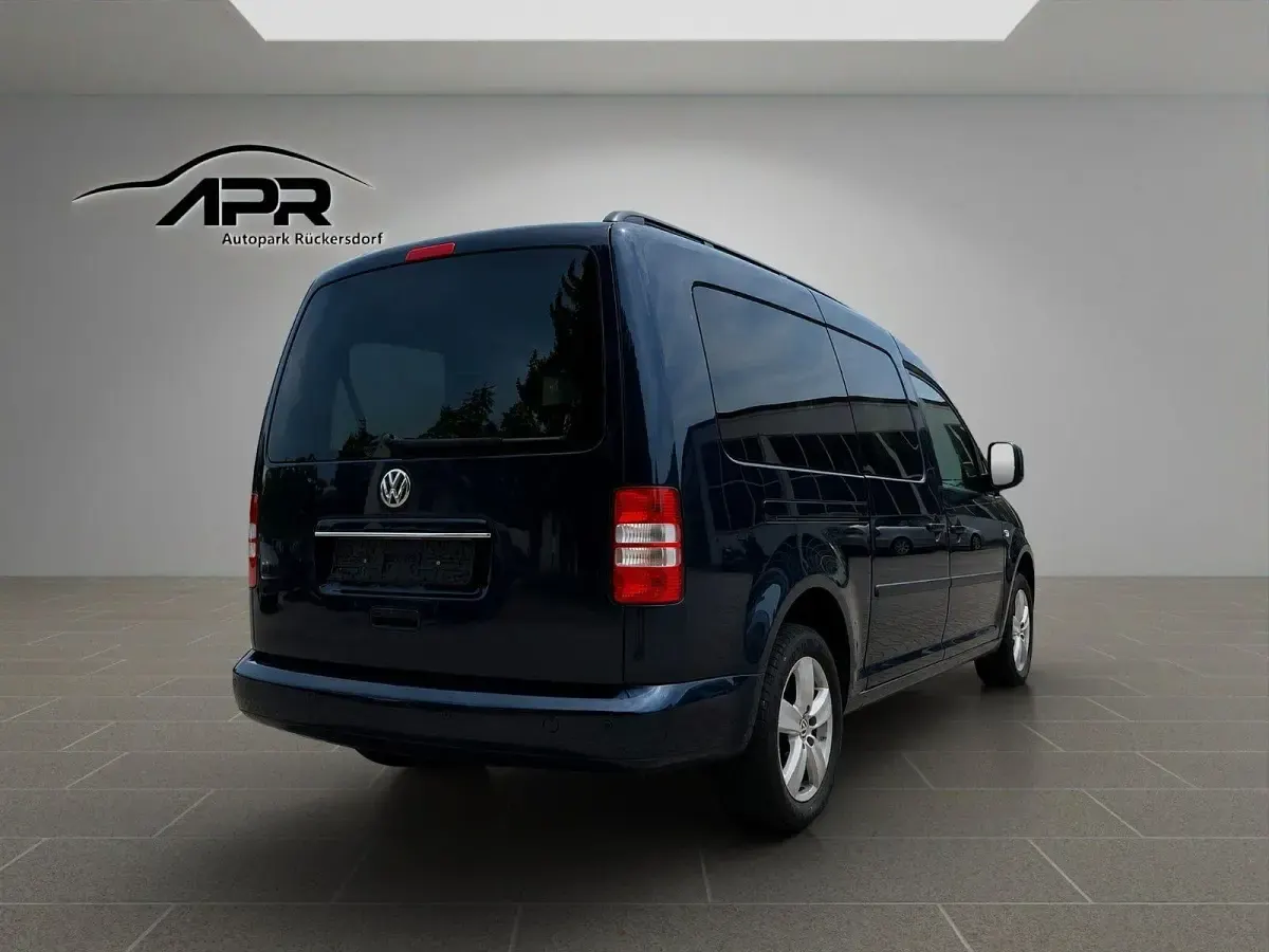 Gebraucht VW Caddy Maxi 102 PS (75 kW) 2013 Blau Van / Kleinbus