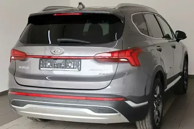 Gebraucht Hyundai Santa Fe 230 PS (169 kW) 2023 Silber SUV
