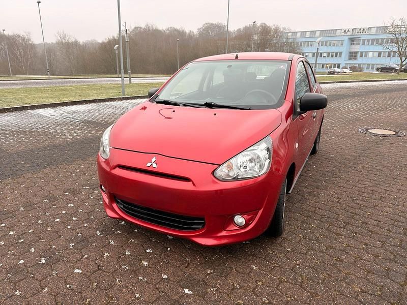 Rot Gebraucht 2014 Mitsubishi Space Star Kleinwagen | 3.590 € (Fairer Preis) - Bild 1/4
