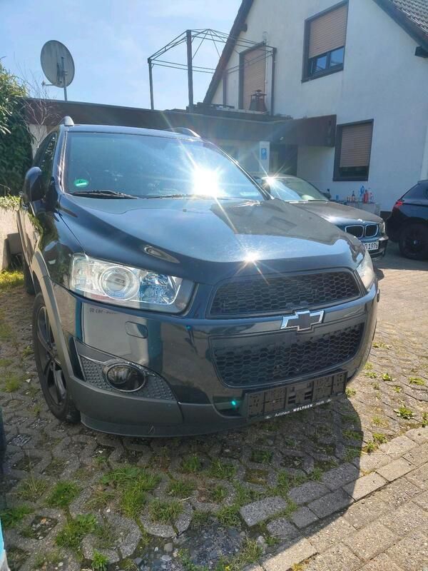 Schwarz Gebraucht 2012 Chevrolet Captiva SUV | 5.500 € (Guter Preis) - Bild 1/4