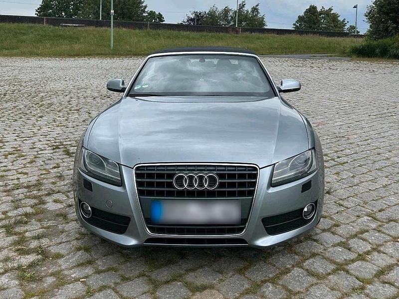 Gebraucht Audi A5 Cabriolet S-Line 160 PS (117 kW) 2010 Grau Cabrio