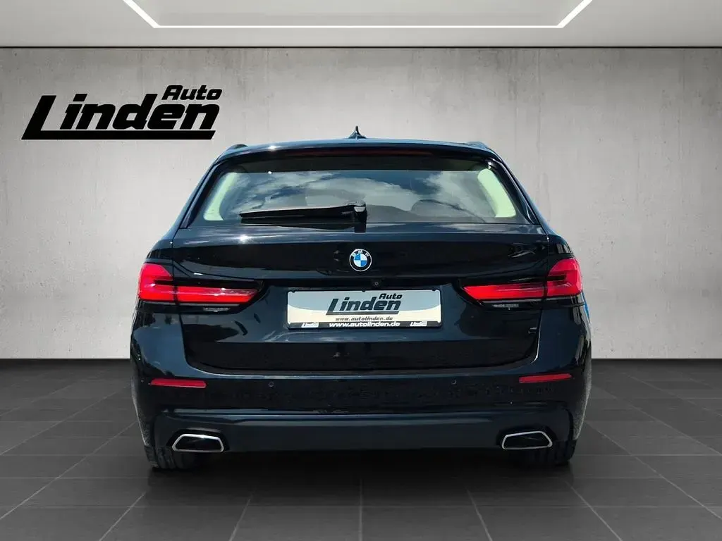 Gebraucht BMW 530 286 PS (210 kW) 2022 Schwarz Kombi