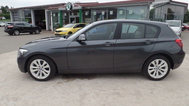 Gebraucht BMW 116 136 PS (100 kW) 2012 Grau metallic Kleinwagen