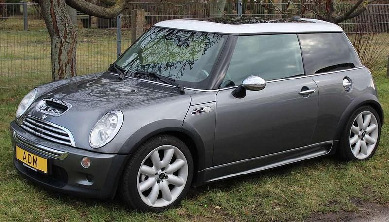 Gebraucht Mini Cooper S 194 PS (142 kW) 2004 Dark silver metallic Kleinwagen