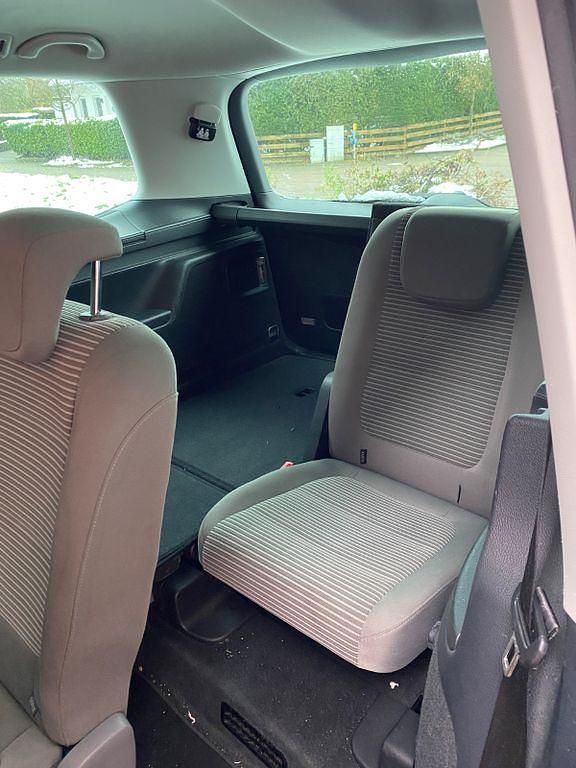 Gebraucht Seat Alhambra Reference 150 PS (110 kW) 2014 Blau Van / Kleinbus