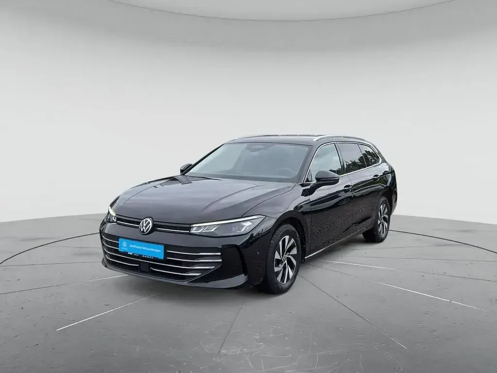 Gebraucht VW Passat Business 150 PS (110 kW) 2025 Grenadillschwarz metallic Kombi