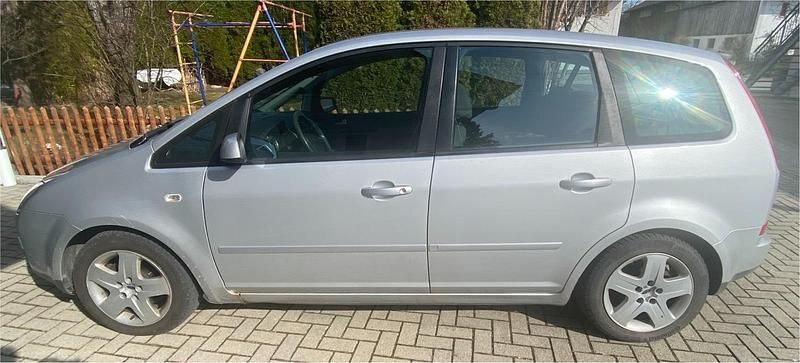 Gebraucht Ford Focus Style 101 PS (74 kW) 2007 Grau Kombi