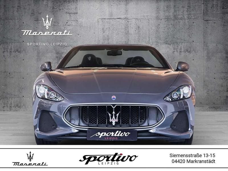 Grau Gebraucht 2018 Maserati GranCabrio Cabrio | 114.111 € (Teuer) - Bild 1/4