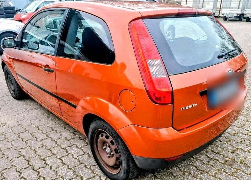 Gebraucht Ford Fiesta 80 PS (58 kW) 2005 Rot Kleinwagen