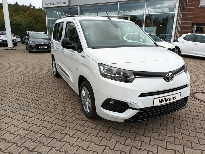 Ice white Gebraucht 2023 Toyota Proace Verso City Kombi | 38.900 € - Bild 1/4