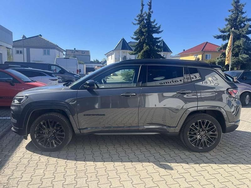 Occasion Jeep Compass 179 ch (131 kW) 2022 Gris SUV