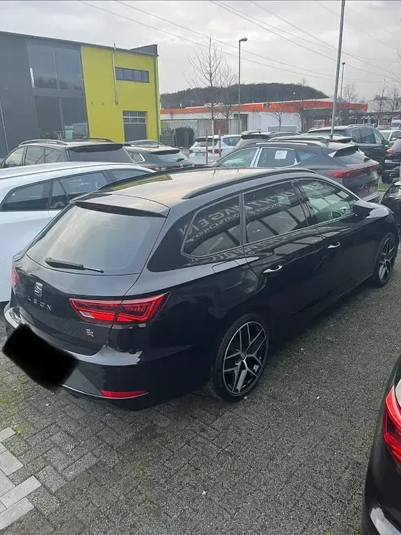 Gebraucht Seat Leon FR 150 PS (110 kW) 2019 Schwarz Limousine