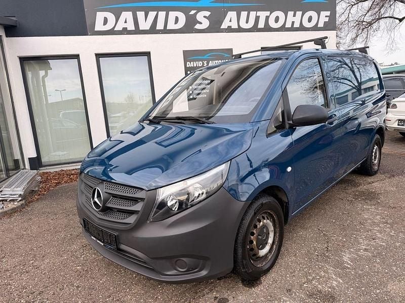 Blau Gebraucht 2017 Mercedes Vito Van | 9.999 € (Superpreis) - Bild 1/4