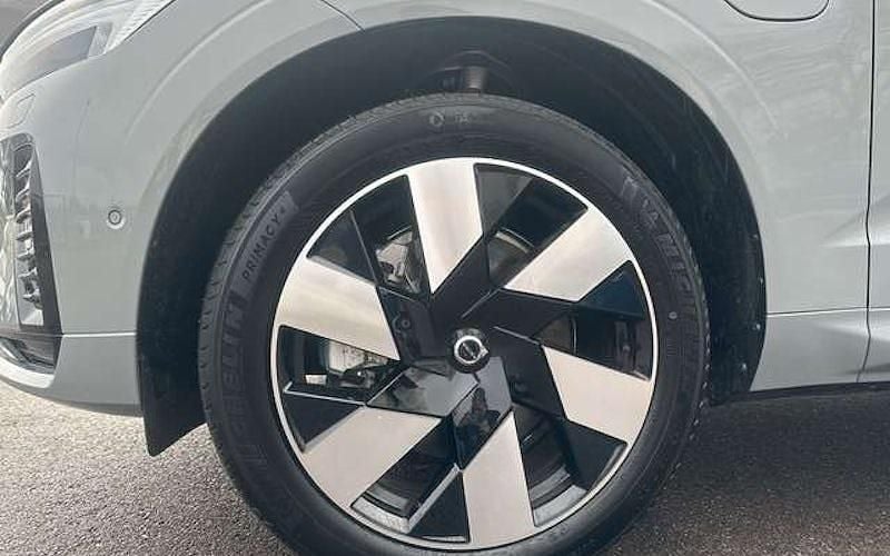 Gebraucht Volvo XC60 Plus 455 PS (334 kW) 2025 Grau SUV