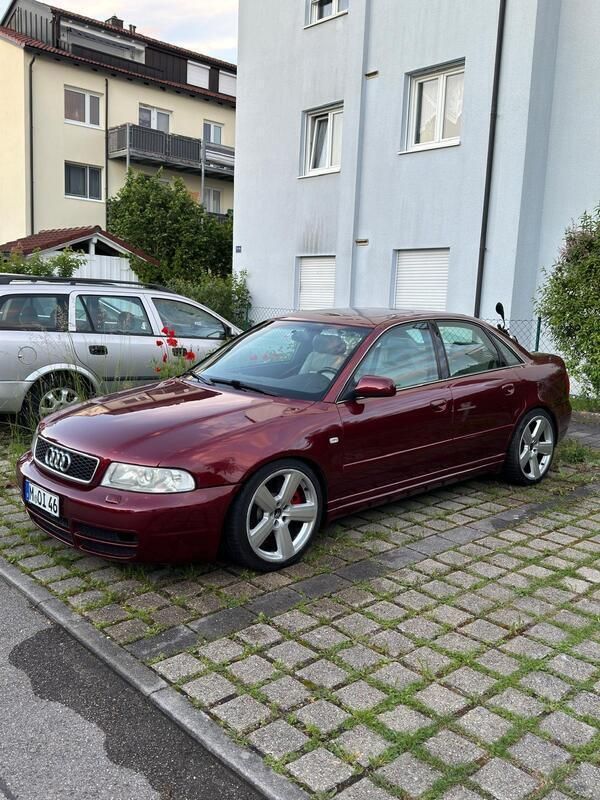 Gebraucht Audi S4 Sport 265 PS (194 kW) 1999 Rot Limousine