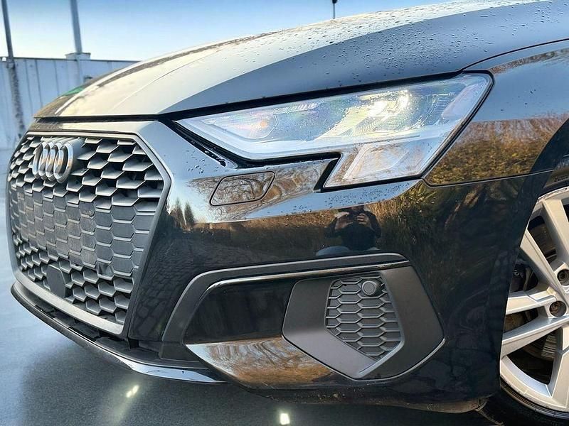 Gebraucht Audi A3 Basis 150 PS (110 kW) 2021 Schwarz Limousine