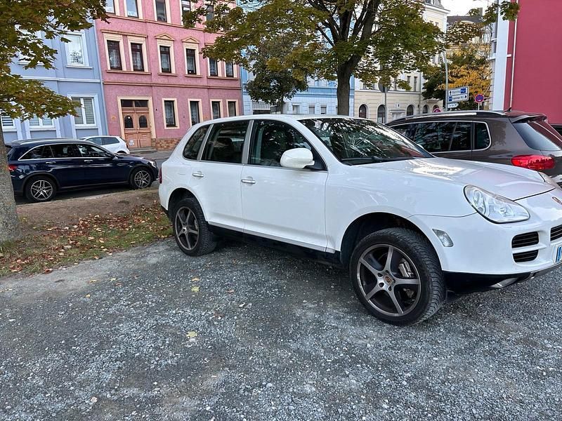 Weiß Gebraucht 2003 Porsche Cayenne S SUV | 5.200 € (Guter Preis) - Bild 1/4