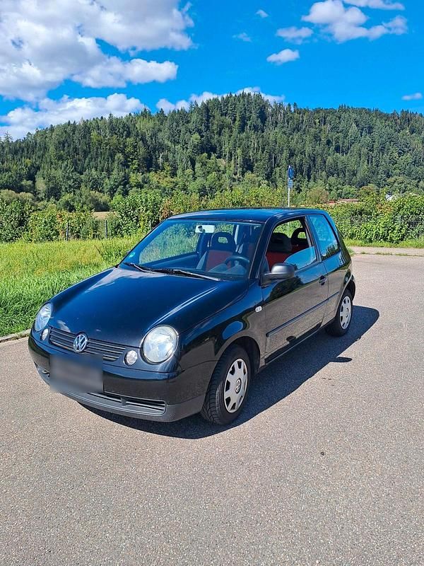 Schwarz Gebraucht 2000 VW Lupo Kleinwagen | 1.200 € (Etwas zu teuer) - Bild 1/4