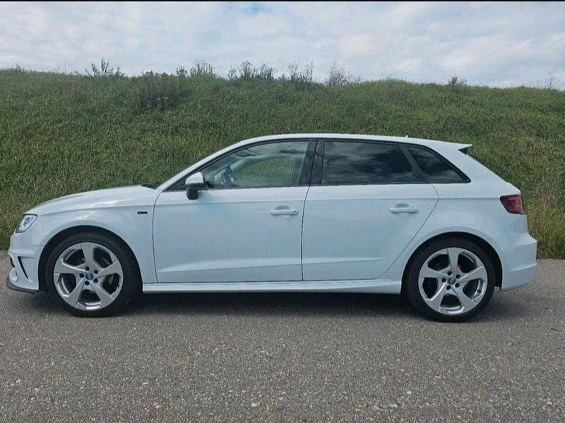 Gebraucht Audi A3 S-Line 150 PS (110 kW) 2015 Weiß Limousine