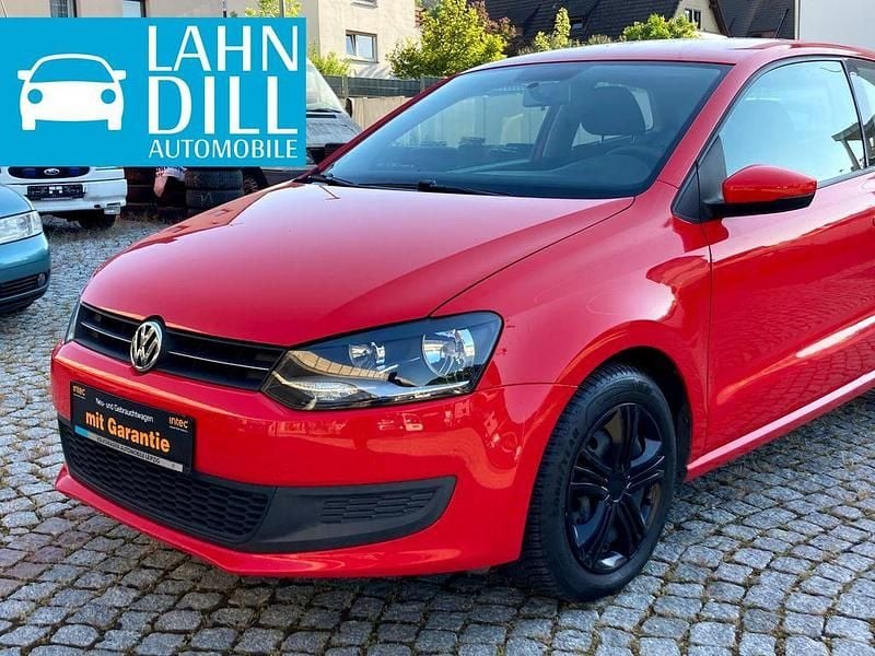 Rot Gebraucht 2011 VW Polo Comfortline Limousine | 7.899 € (Fairer Preis) - Bild 1/4
