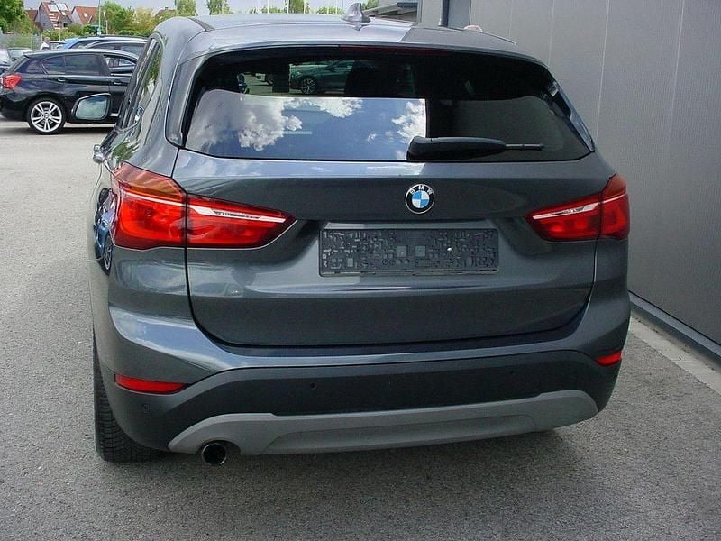 Gebraucht BMW X1 Sport Line 136 PS (100 kW) 2017 Grau SUV