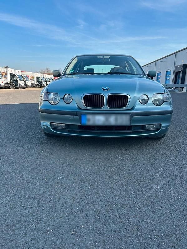 Gebraucht BMW 316 115 PS (84 kW) 2002 Andere farben Coupé