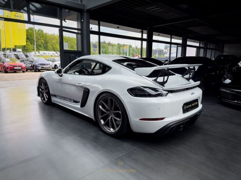 Gebraucht Porsche 718 Cayman GT4 420 PS (308 kW) 2022 Carreraweiss Coupé