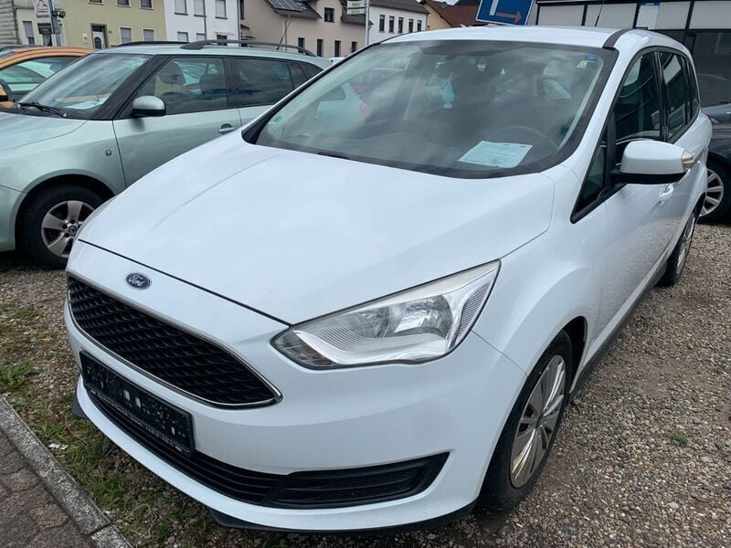 Frostweiß Gebraucht 2017 Ford Grand C-Max Trend Van / Kleinbus | 4.500 € (Superpreis) - Bild 1/4