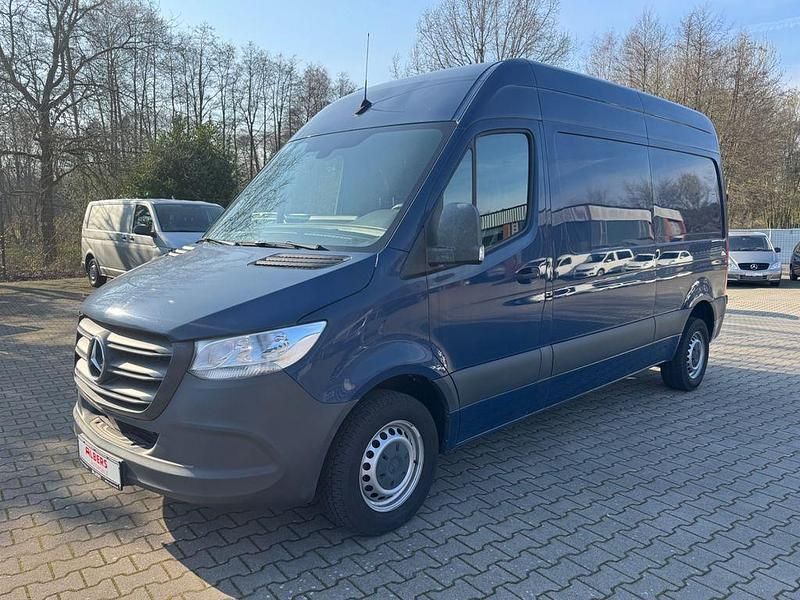 Gebraucht Mercedes Sprinter 143 PS (105 kW) 2019 Blau Van