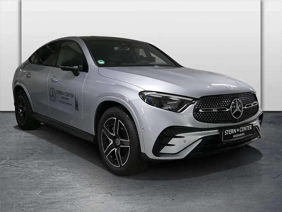 Gebraucht Mercedes GLC200 AMG 163 PS (119 kW) 2025 Silber SUV