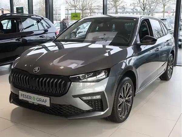 Neu Skoda Scala 150 PS (110 kW) 2026 Grau Kleinwagen