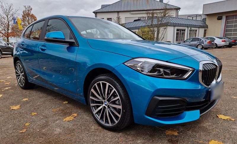 Gebraucht BMW 118 Advantage 136 PS (100 kW) 2023 Blau Kleinwagen