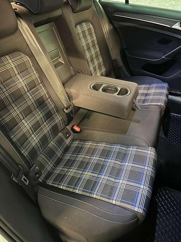 Gebraucht VW Golf VII GTE 150 PS (110 kW) 2019 Weiß Limousine