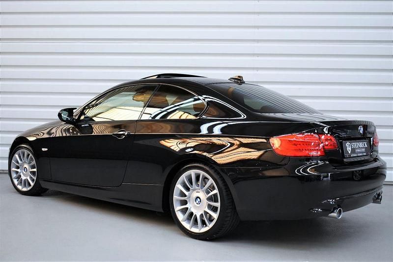 Gebraucht BMW 335 Performance 306 PS (225 kW) 2010 Schwarz Coupé