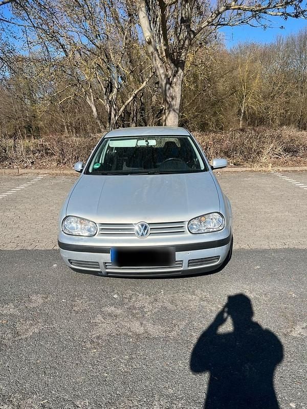Gebraucht VW Golf IV 101 PS (74 kW) 2000 Silber Kleinwagen