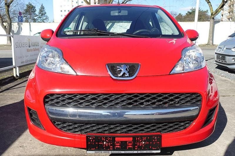Gebraucht Peugeot 107 Filou 68 PS (50 kW) 2012 Rot Kleinwagen