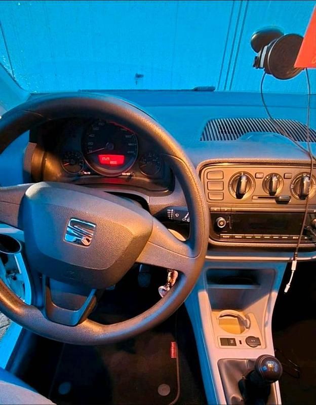 Second-hand Seat Mii 60 CP (44 kW) 2017 Alb Hatchback