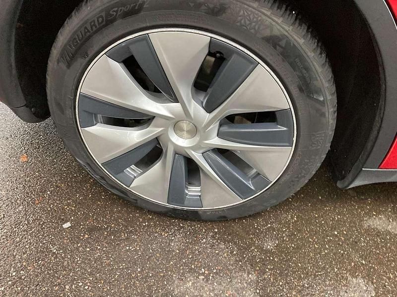 Gebraucht Tesla Model Y 378 kW (514 PS) 2022 Rot SUV