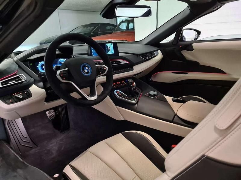 Gebraucht BMW i8 231 PS (169 kW) 2021 Blau Cabrio