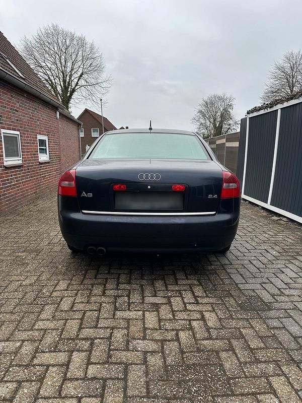 Gebraucht Audi A6 170 PS (125 kW) 2002 Blau Limousine
