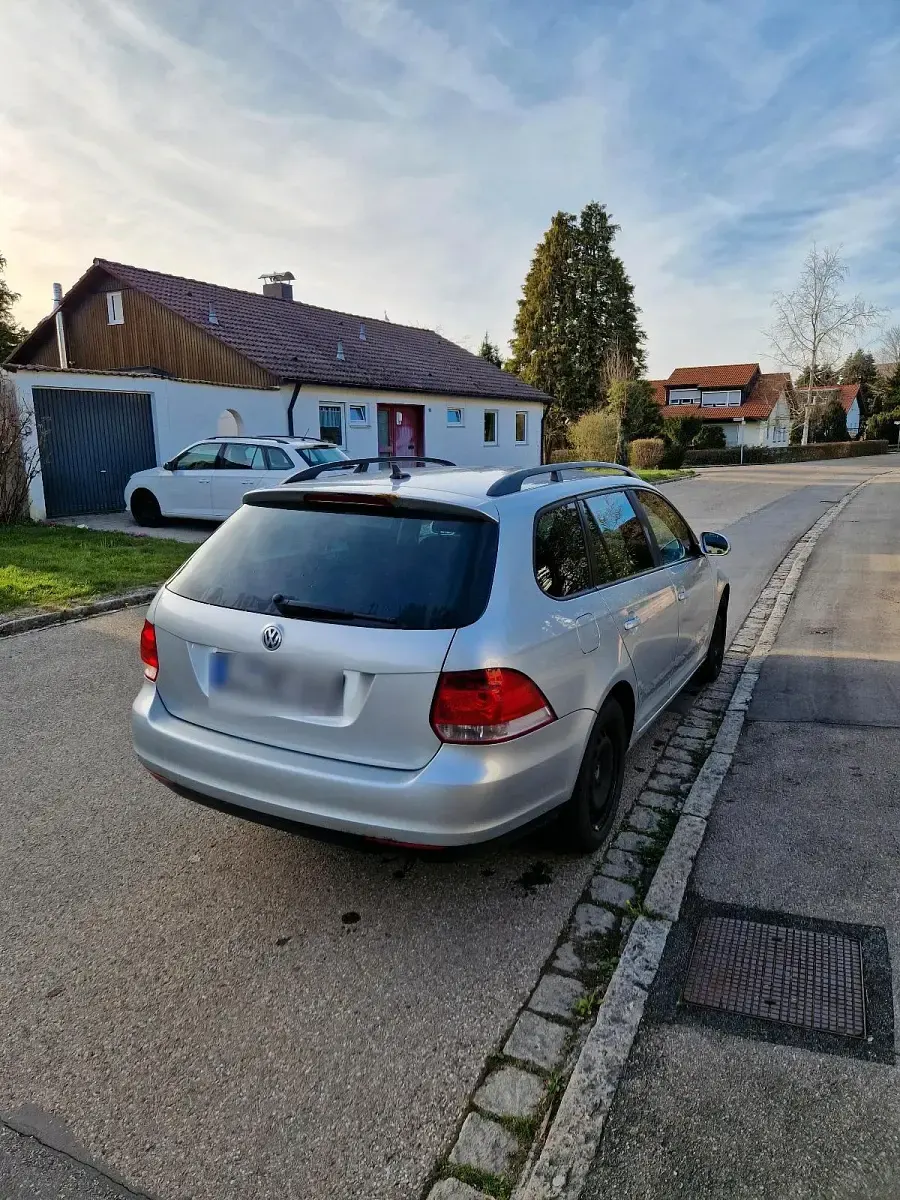 Gebraucht VW Golf VI 105 PS (77 kW) 2008 Silber Kleinwagen