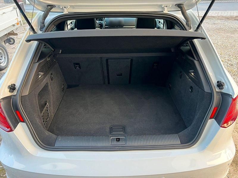 Gebraucht Audi A3 S-Line 150 PS (110 kW) 2014 Weiß Coupé