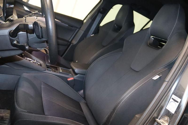 Gebraucht Skoda Octavia 150 PS (110 kW) 2022 Graphitegrau metallic Kombi