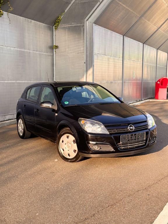 Gebraucht Opel Astra 90 PS (66 kW) 2005 Schwarz Limousine