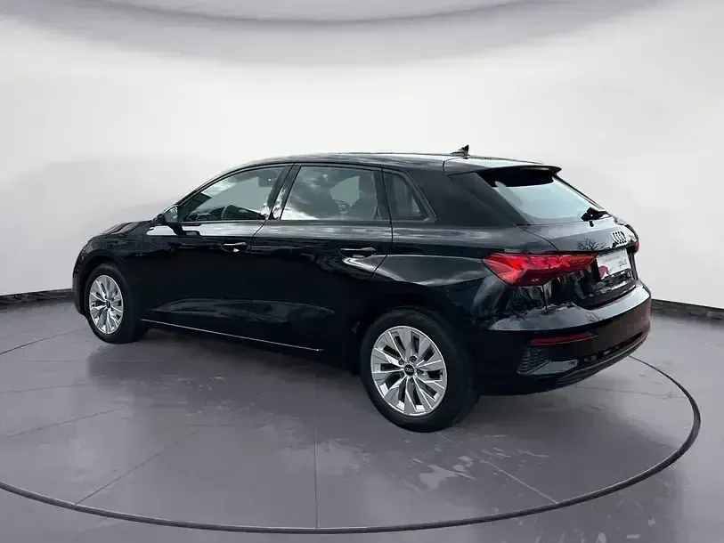 Gebraucht Audi A3 Sportback e-tron Advanced 204 PS (150 kW) 2023 Brillantschwarz Kleinwagen