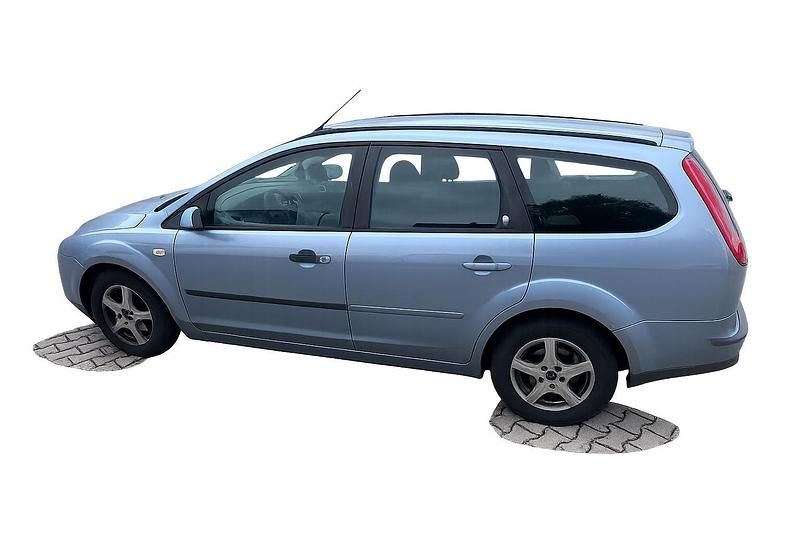 Andere farben Gebraucht 2006 Ford Focus Kombi | 500 € (Superpreis) - Bild 1/2
