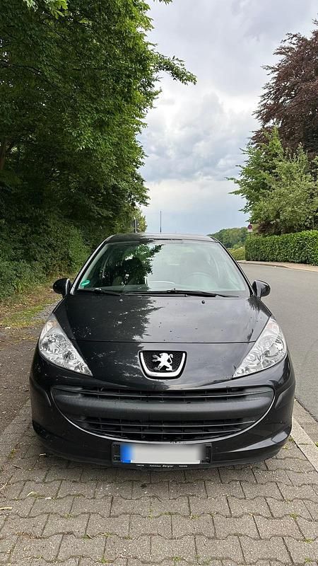 Gebraucht Peugeot 207 88 PS (64 kW) 2007 Schwarz Kleinwagen